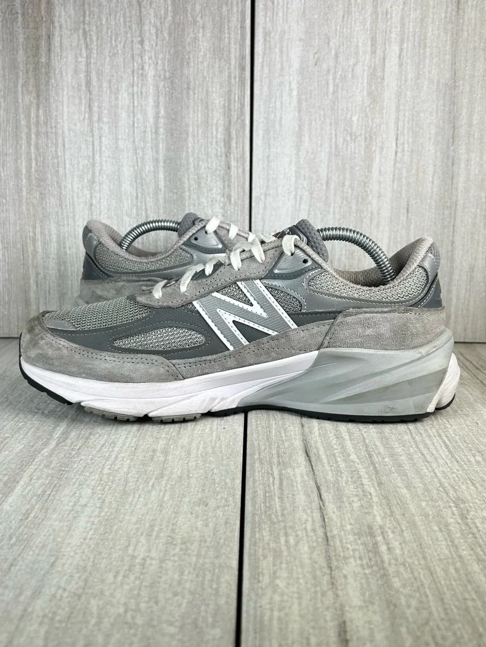 New Balance 990v6 Grey Athletic Sneaker Running Shoes Made In USA Womens Size 10
